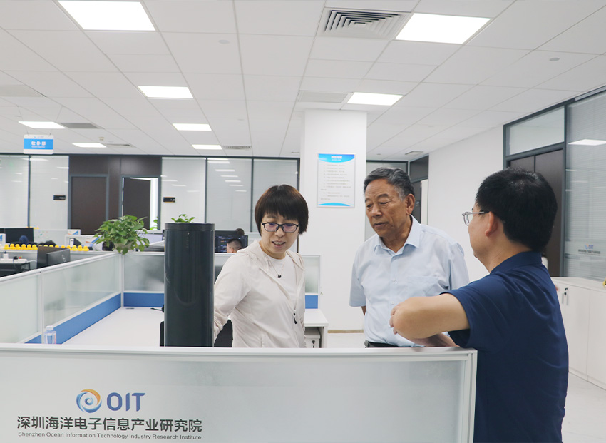 中國(guó)科(kē)學院沈陽自(zì)動化(huà)研究所封錫盛院士及其團隊莅臨智慧海(hǎi)洋&産業(yè)研究院進行(xíng)交流指導(圖1)